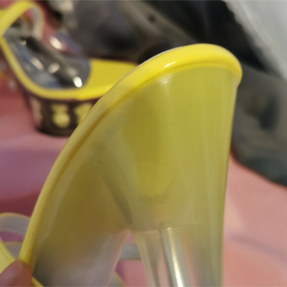 Women's Size 9 Yellow Rose Filled Heels Pleaser Style Halloween Cosplay Costume - Picture 10 of 13